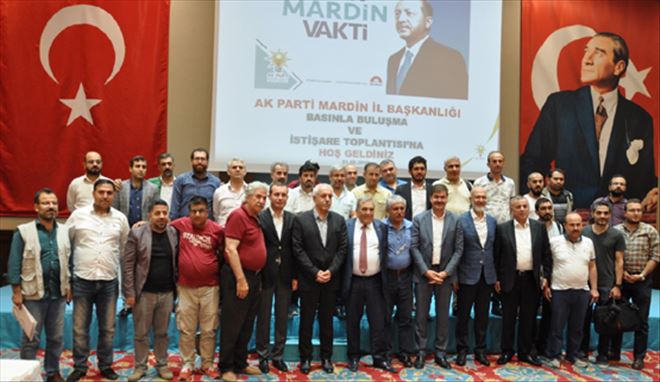 Ak Parti Mardin adayları basınla bir araya geldi