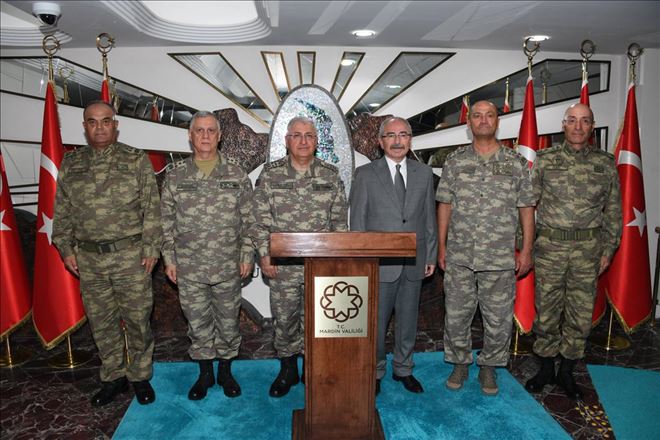 Genelkurmay Başkanı Güler sınır birlikleri denetledi