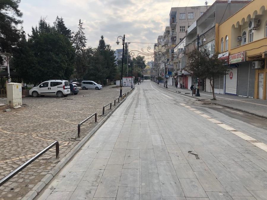 Kızıltepe’de yasak olmamasına rağmen sabah saat 10.00’a kadar kimse dışarı çıkmadı