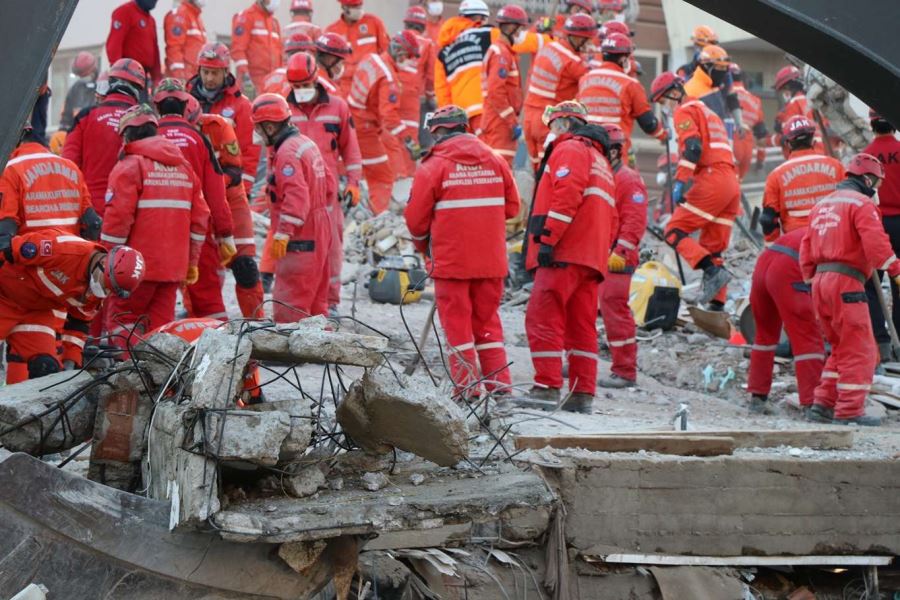 İzmir depreminde ölenlerin sayısı 107