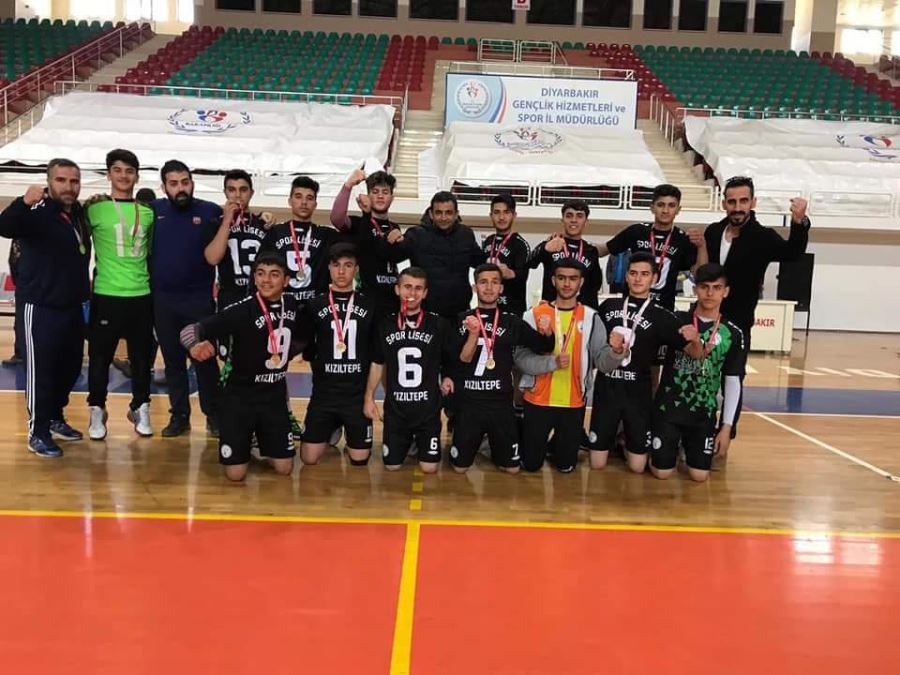 Kızıltepe Spor Lisesi Erkek Hentbol takımı 2. Lig