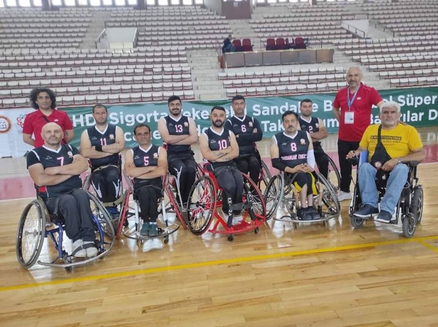 Kızıltepe’nin engelli basketbolcuları Yalova’da galibiyetle başladı