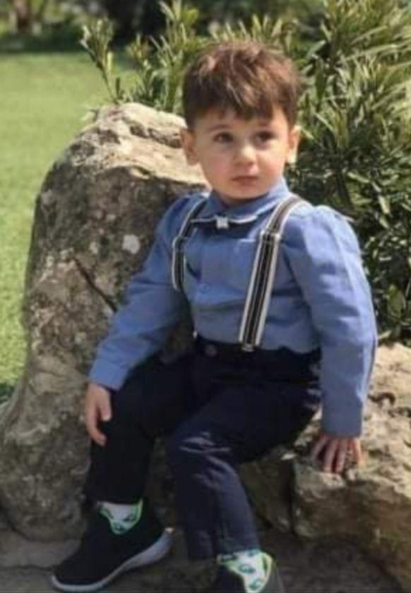 Üzerine gardırop kapağı düşen Kızıltepeli 4 yaşındaki çocuk hayatını kaybetti
