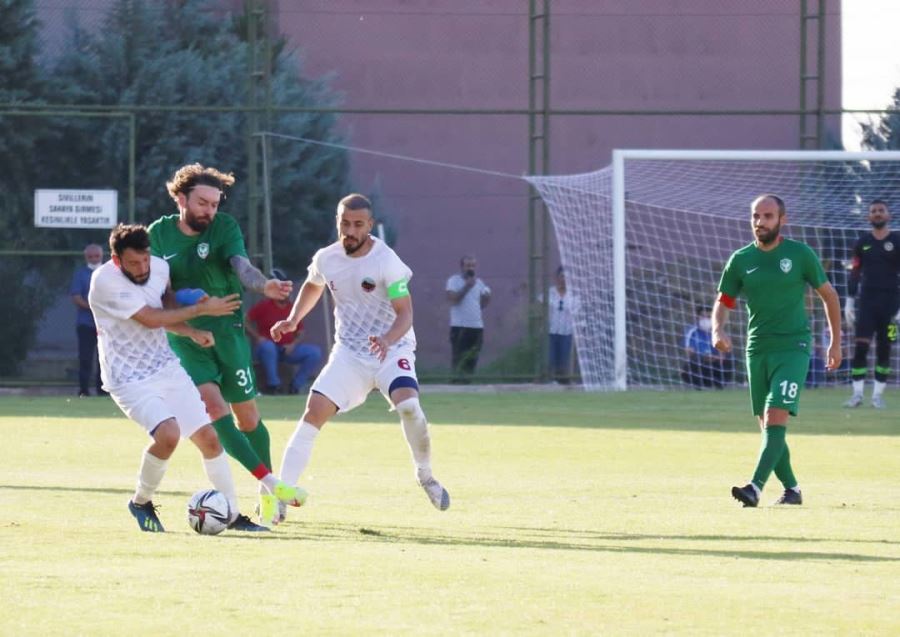 Mardinspor  hazırlık maçında Amedspor’a yenildi