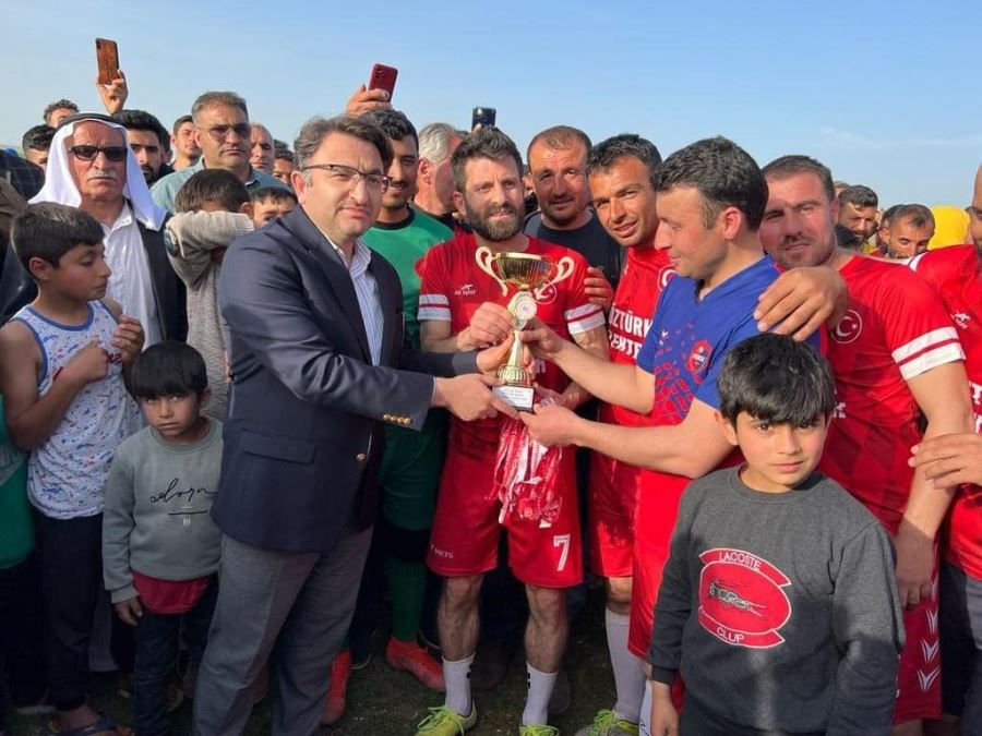 Finalde rakibini 5-0 yenen Büyük Boğaziyespor Kupanın Sahibi oldu