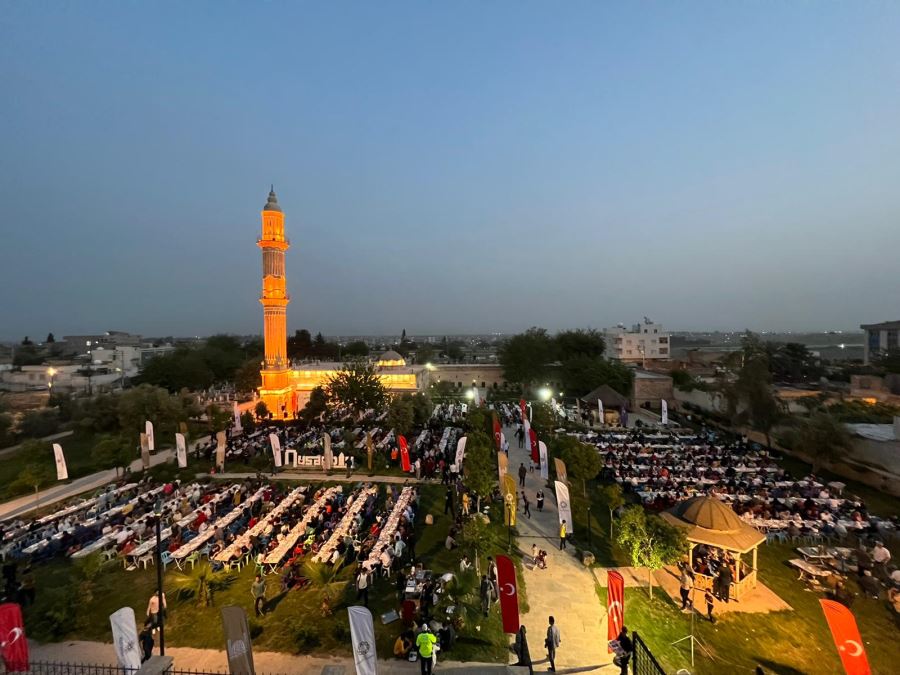 Nusaybin Tarihi Zeynel Abidin Cami ve Külliyesinde iftar etkinliği