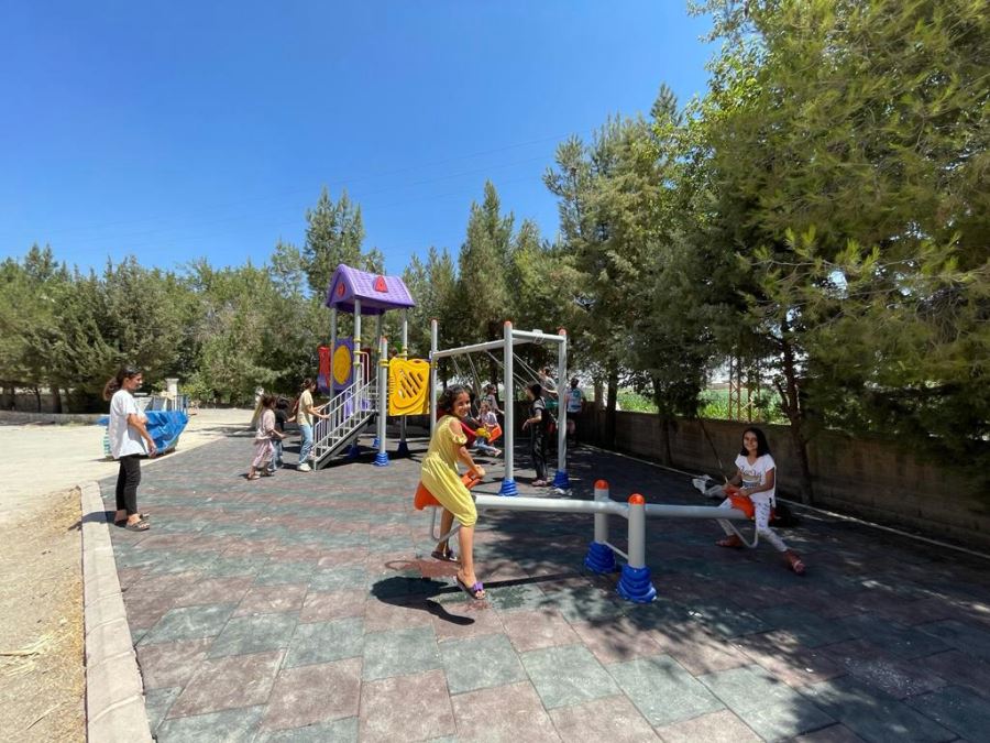 Mardin’de 100 Çocuk Oyun Gruplarının Montajı Devam Ediyor