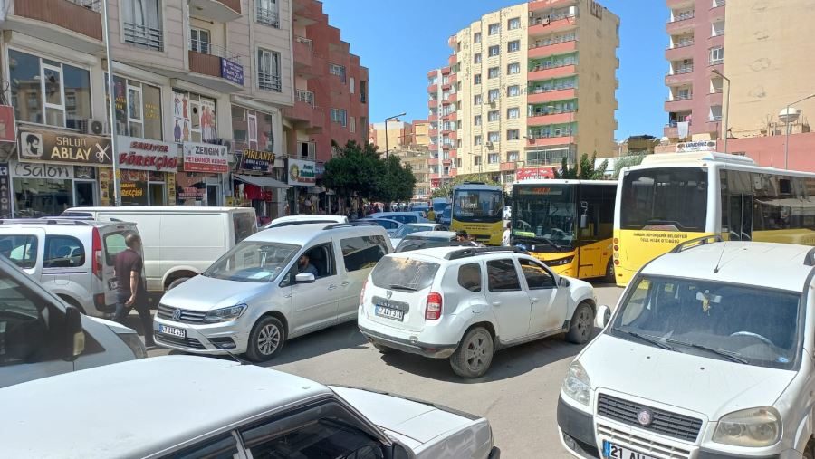 Kızıltepe’de trafik keşmekeşi