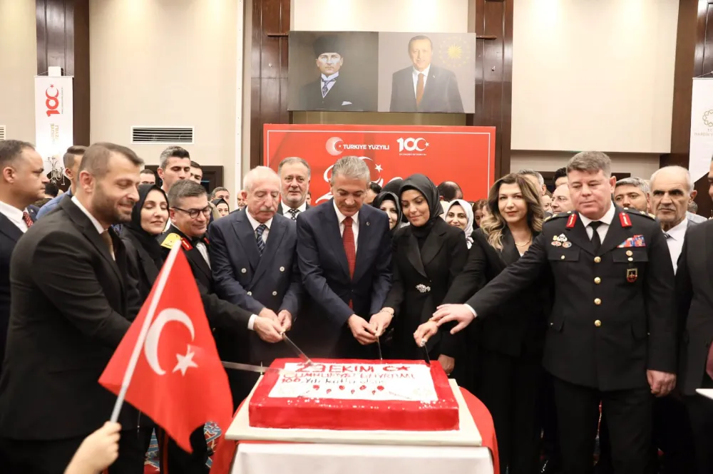 Mardin’de 29 Ekim Cumhuriyetimizin 100. Yılı  Resepsiyonu Düzenlendi