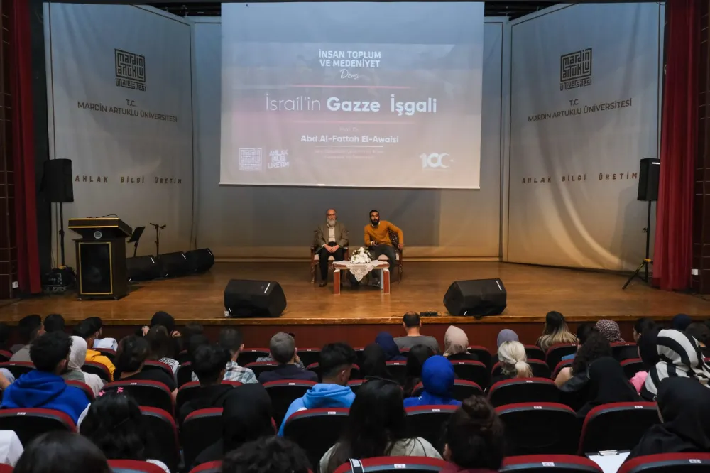 Filistinli Profesör Üniversite Öğrencilerine İsrailin Gazze İşgalini Anlattı