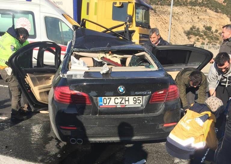 Hasta ziyaretine gelen Mardinli aile trafik kazası geçirdi: 4 ölü, 2 ağır yaralı
