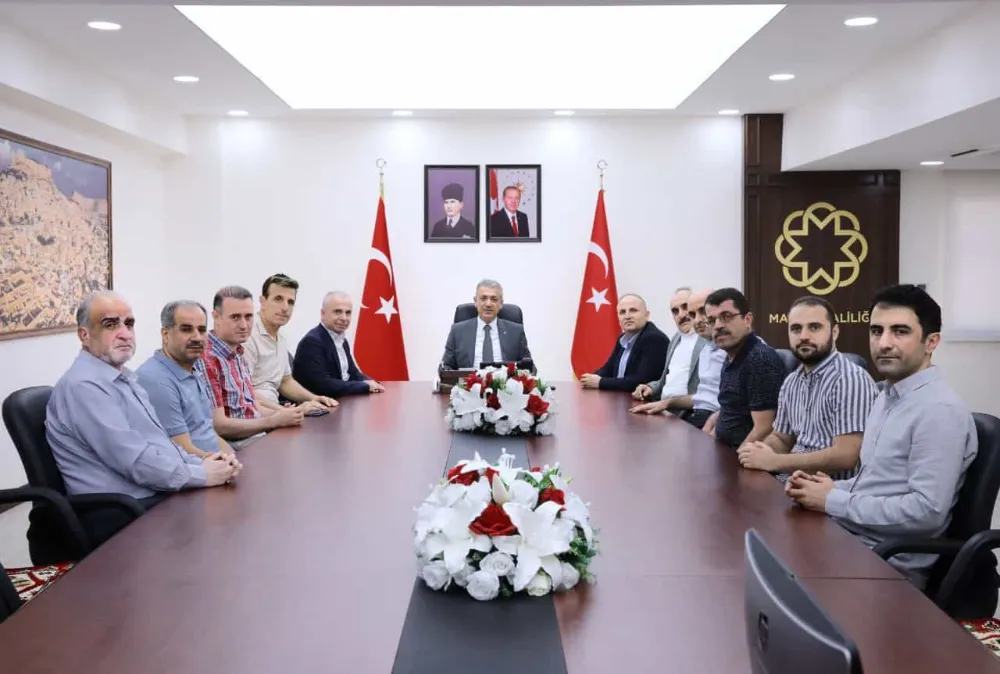 Mardin Memur-Sen il Başkanlığı Mardin valilisini ziyaret etti