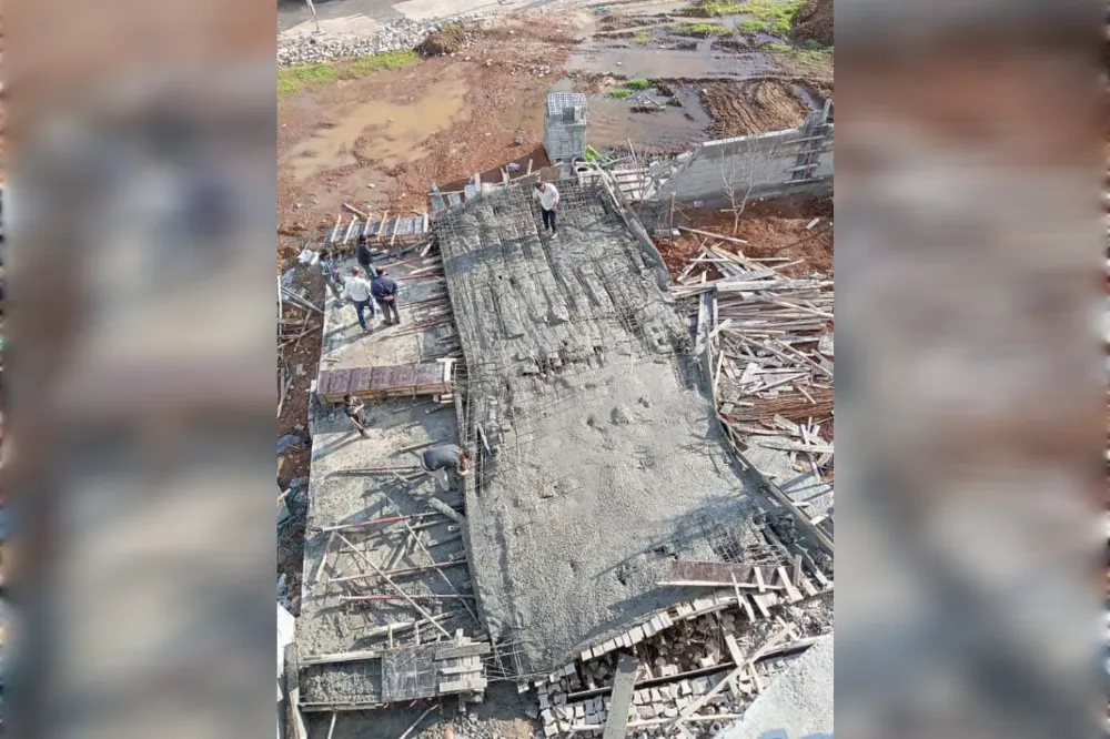 Kızıltepe’de inşaat tablası çöktü: 2 Yaralı