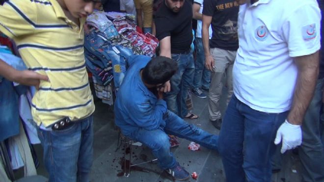 Kızıltepe çarşı merkezinde bir kişi bıçaklandı