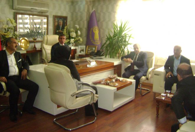 Mardin milletvekilleri MESOB`u ziyaret etti