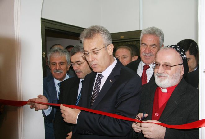 Mardin Gazeteciler Cemiyet`i törenle açıldı