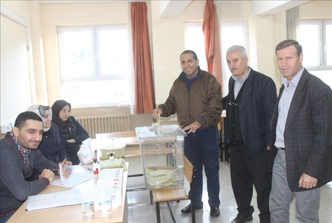 Mardin´de oy verme işlemi başladı