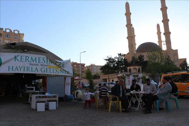 Mardinli öğrenciler yararına kermes