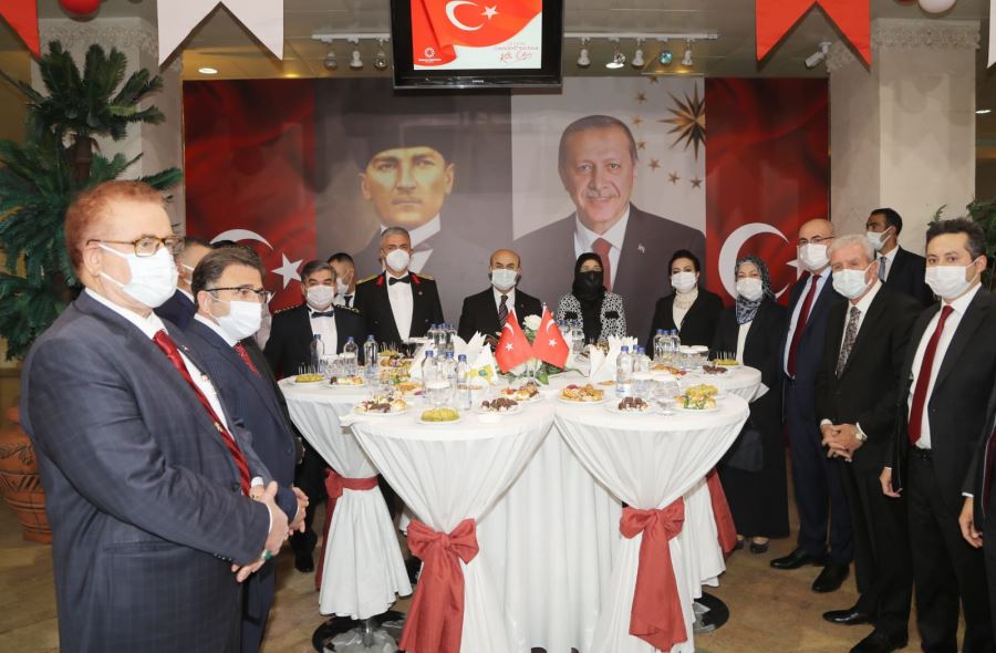 Mardin’de Cumhuriyet Resepsiyonu 