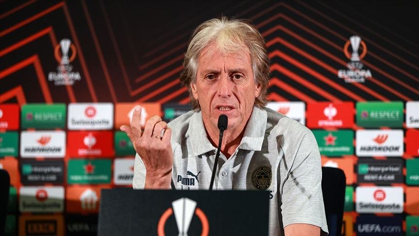 Fenerbahçe Teknik Direktörü Jorge Jesus: Bu gruptan çıkmak için yeterli kadro kalitemizin olduğunu biliyoruz