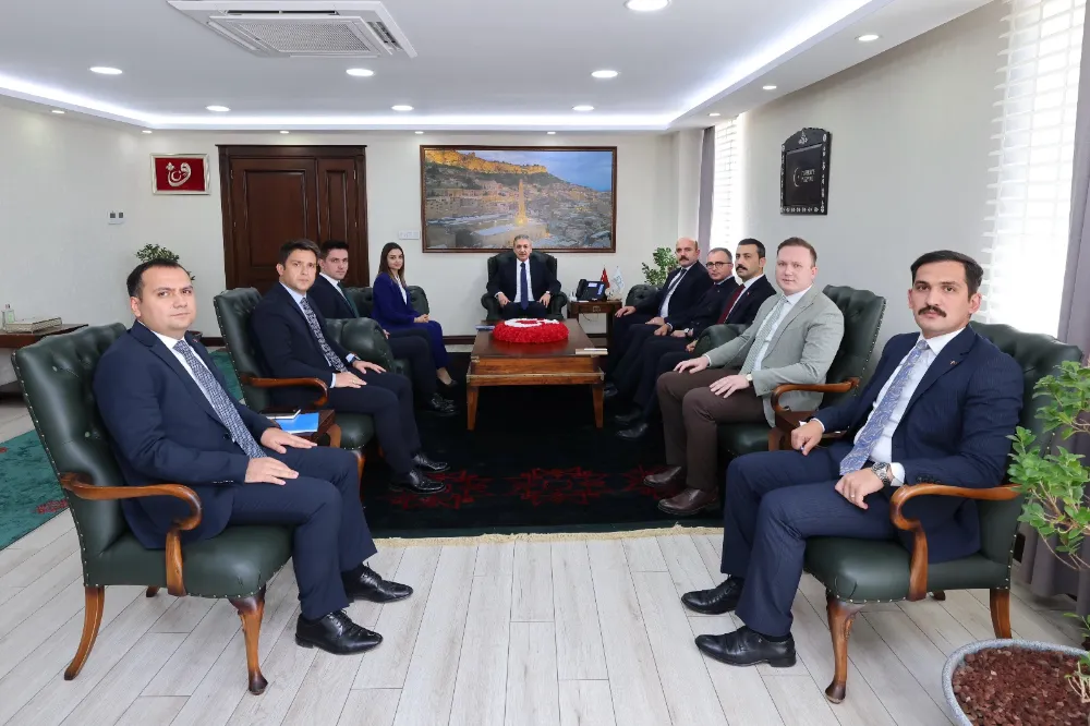 Vali Akkoyun, Mardin’e yeni atanan Vali yardımcıları ve Kaymakamları kabul etti