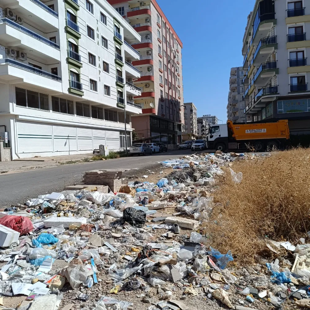 Caddelere moloz ve çöp dökenlere cezai işlem!