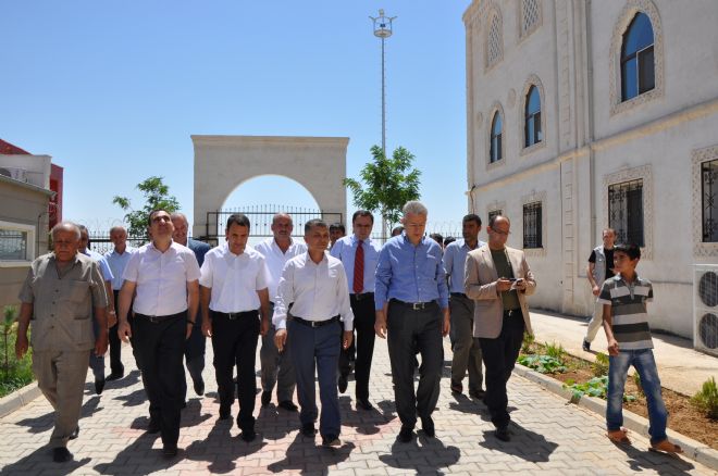 Mardin Valisi Mustafa Taşkesen, Hububat Merkezini ziyaret etti